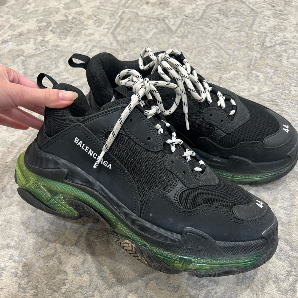 Men’s Balenciaga Triple S Sneakers - Picture 2 of 7